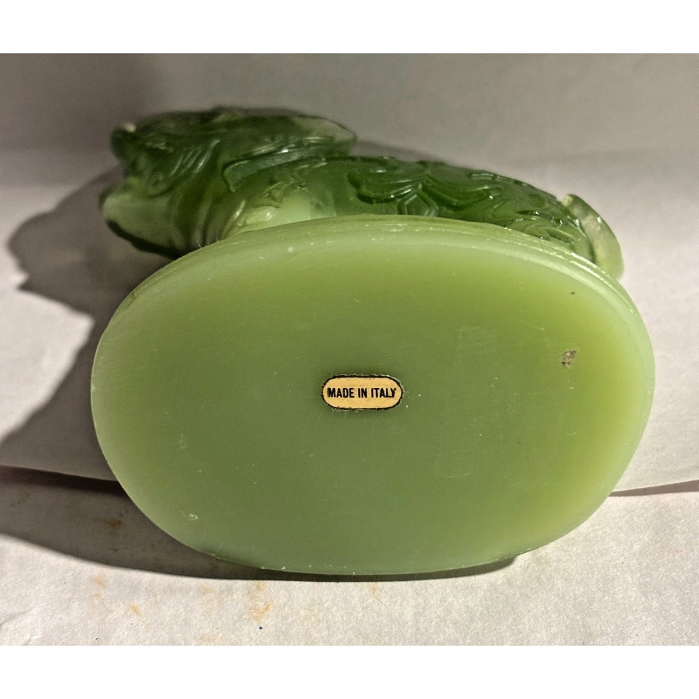 Vintage Made in Italy BeautifuGreen Jadeite Style Elephant Figurine Carved Resin - Picture 4 of 4